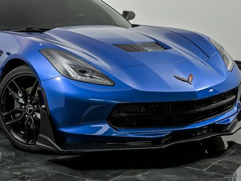 Used 2015 Chevrolet Corvette Stingray Coupe w/ ZF1 Appearance Package RWD image 2