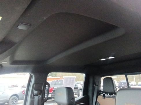 Used 2024 Chevrolet Silverado 1500 High Country w/ Technology Package image 14