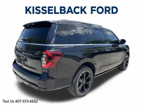 Certified 2023 Ford Expedition Limited RWD image 3