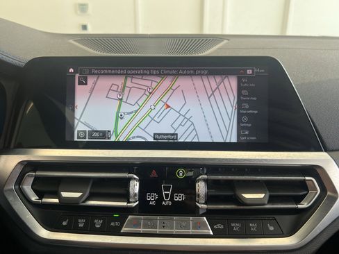 Used 2022 BMW M440i Coupe image 19