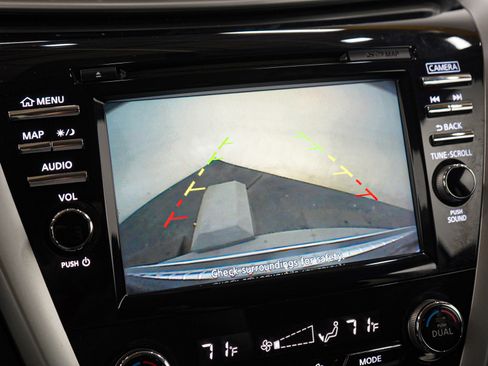 Used 2017 Nissan Murano SV image 26