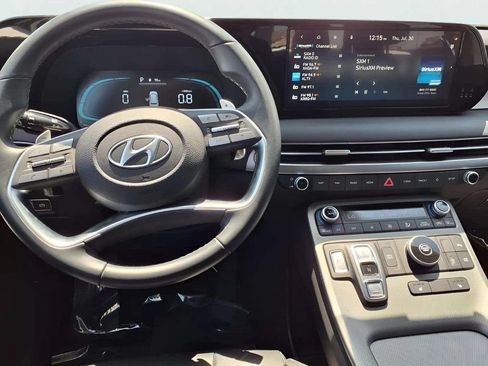 Used 2024 Hyundai Palisade Calligraphy FWD image 12