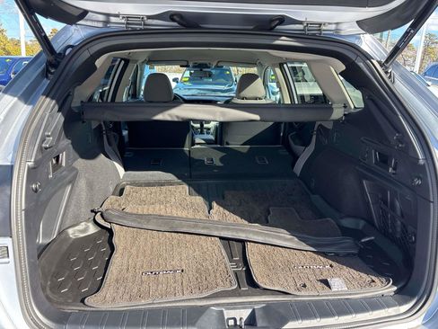 Certified 2025 Subaru Outback Premium image 17