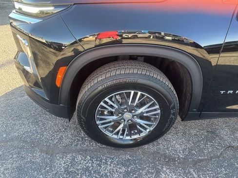 New 2026 Chevrolet Traverse LT w/ Driver Confidence Package image 10