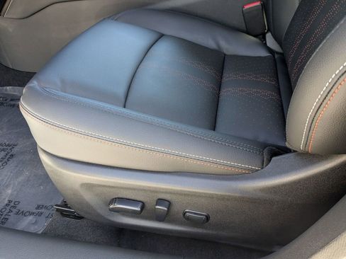 New 2025 Nissan Altima 2.5 SR w/ SR Premium Package FWD image 13