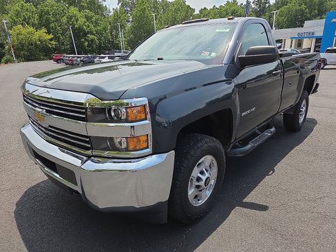 Used 2018 Chevrolet Silverado 2500 W/T w/ WT Convenience Package AWD/4WD image 7