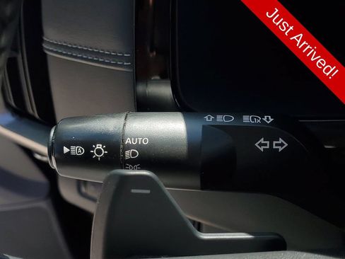 Used 2023 Nissan Pathfinder Platinum AWD/4WD image 29