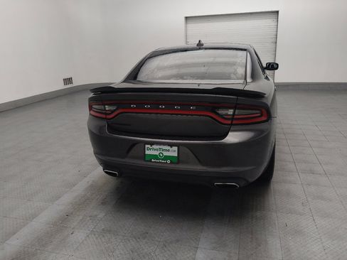 Used 2017 Dodge Charger SXT w/ Blacktop Package image 7