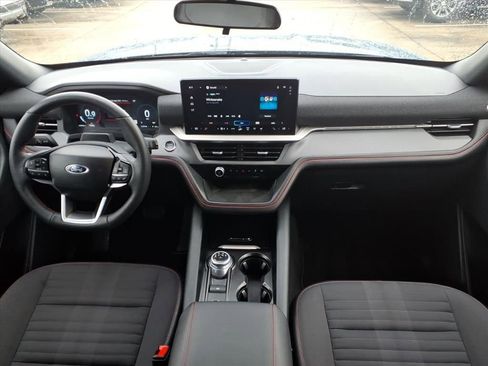 Used 2025 Ford Explorer ST-Line image 14
