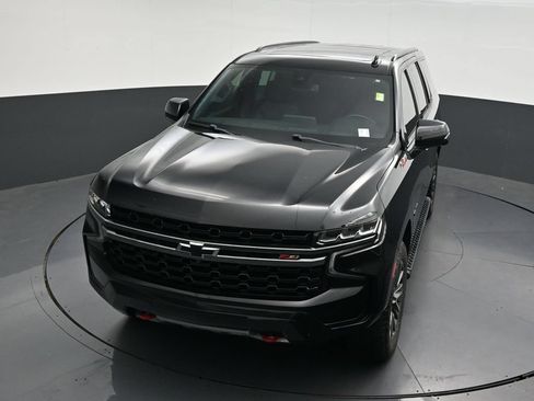 Used 2022 Chevrolet Tahoe Z71 w/ Luxury Package AWD/4WD image 24