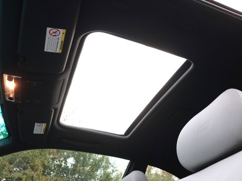 Used 2005 BMW M3 Coupe image 30