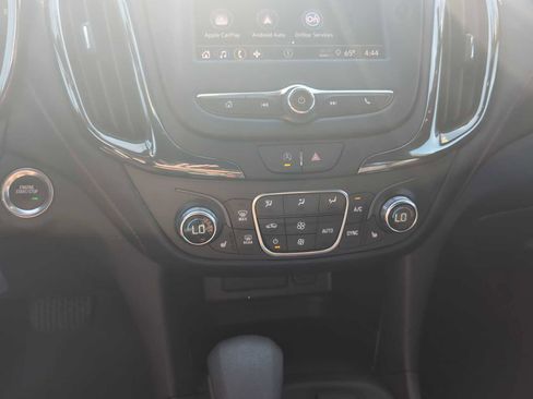 Used 2022 Chevrolet Equinox RS w/ LPO, Floor Liner Package FWD image 17