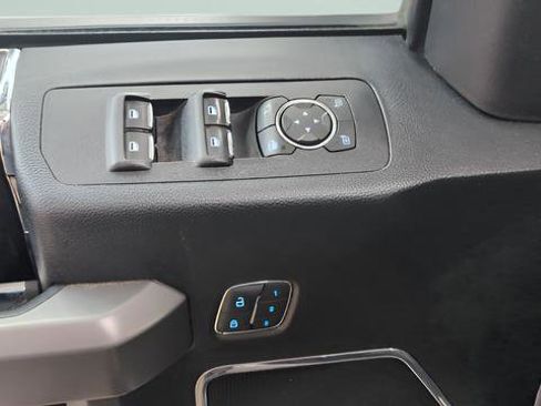 Used 2020 Ford F150 Platinum w/ Equipment Group 701A Luxury image 11