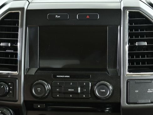 Used 2016 Ford F150 XLT w/ Equipment Group 302A Luxury image 9