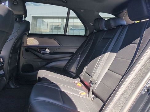 Used 2023 Mercedes-Benz GLE 450 4MATIC w/ AMG Line Exterior image 16
