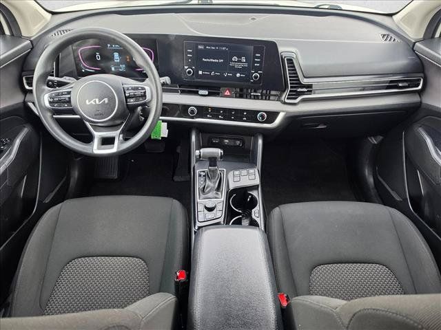 Used 2023 Kia Sportage LX AWD/4WD image 13