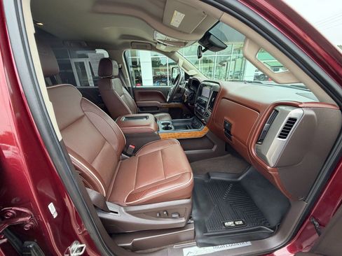 Used 2016 Chevrolet Silverado 2500 High Country w/ Duramax Plus Package AWD/4WD image 31