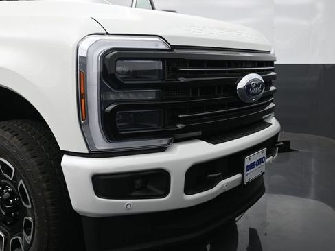 New 2026 Ford F250 Platinum AWD/4WD image 32