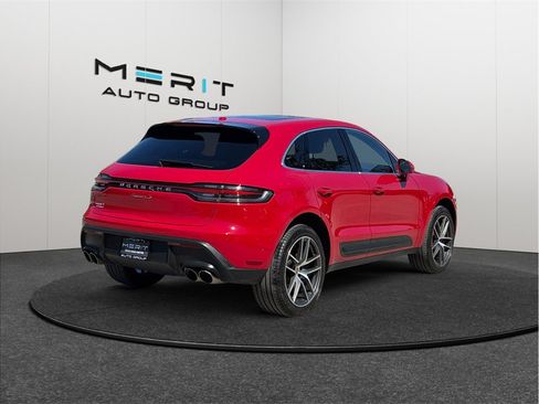 Used 2023 Porsche Macan S AWD/4WD image 9