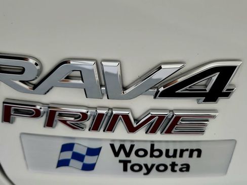 Used 2023 Toyota RAV4 SE w/ Weather & Moonroof Package AWD/4WD image 24