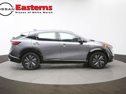 Used 2023 Nissan Ariya FWD image 43