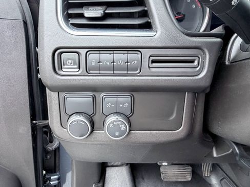 Used 2021 Chevrolet Tahoe LT RWD image 12