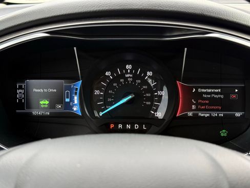 Used 2018 Ford Fusion SE w/ Equipment Group 602A FWD image 28