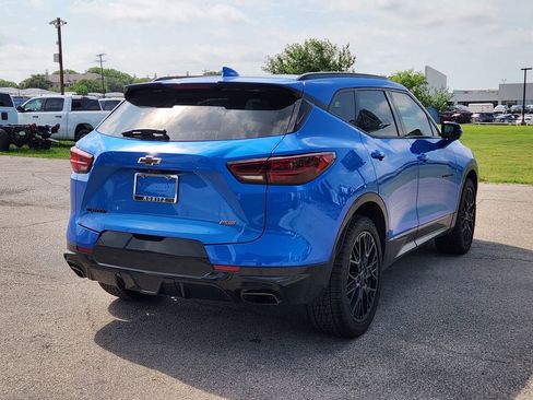 Certified 2024 Chevrolet Blazer RS w/ Driver Confidence II Package image 4