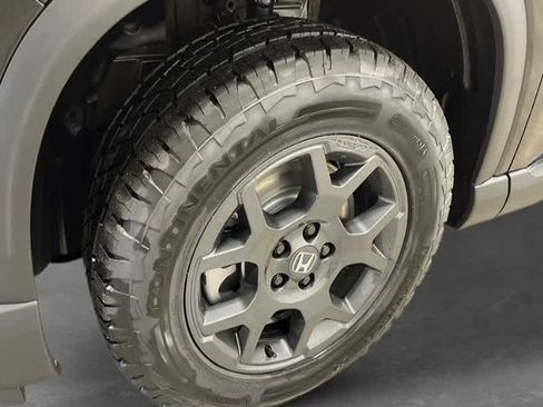 New 2025 Honda Pilot TrailSport image 13