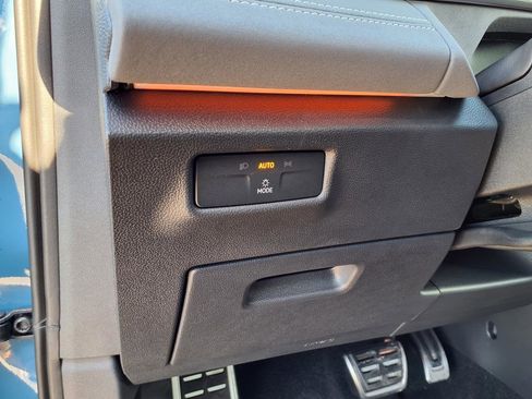 New 2026 Volkswagen Tiguan SE R-Line image 23