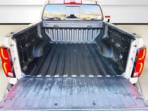 Used 2024 Chevrolet Colorado Z71 w/ Advanced Trailering Package image 26