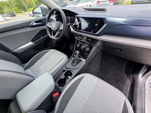 Certified 2023 Volkswagen Taos SE w/ Panoramic Sunroof Package FWD image 29