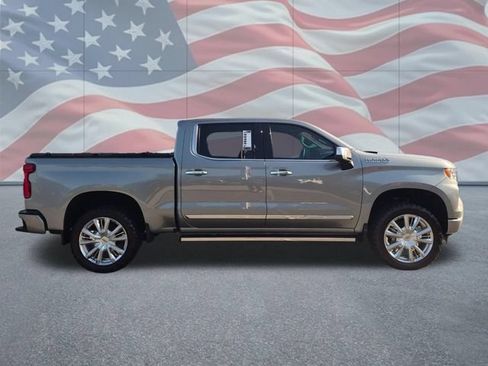 Used 2026 Chevrolet Silverado 1500 High Country AWD/4WD image 2