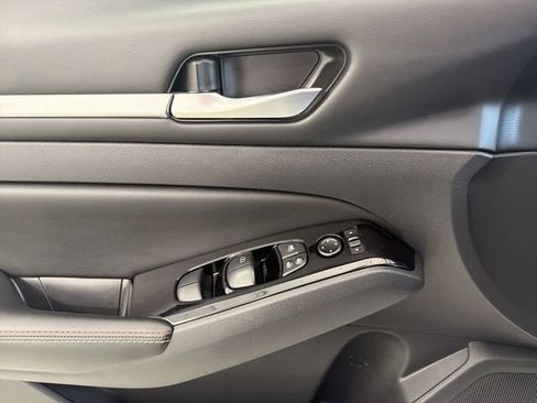 Certified 2024 Nissan Altima 2.0 SR image 22