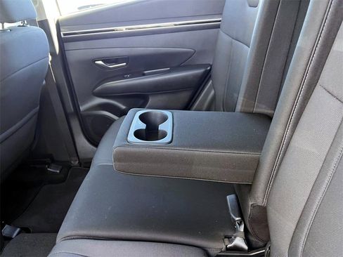 Certified 2022 Hyundai Tucson SE image 12