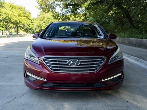 Used 2015 Hyundai Sonata SE FWD image 3