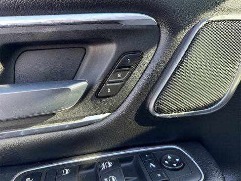 Used 2022 RAM 1500 Laramie image 25