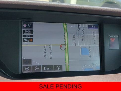 Used 2018 Lexus ES 350 w/ Luxury Package w/Wood Trim FWD image 20