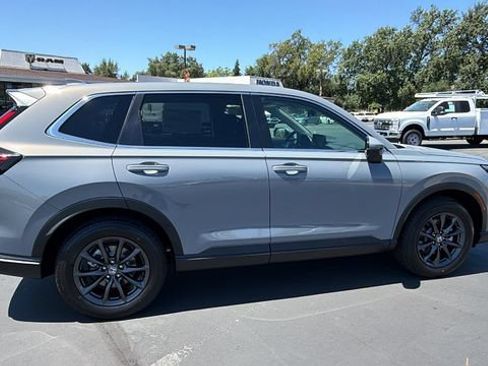 New 2026 Honda CR-V EX-L image 3