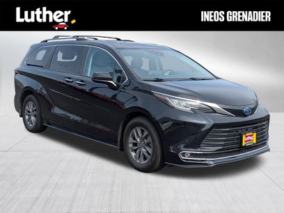 Used 2023 Toyota Sienna XLE