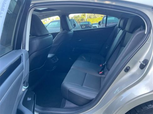 Certified 2022 Lexus ES 350 image 19