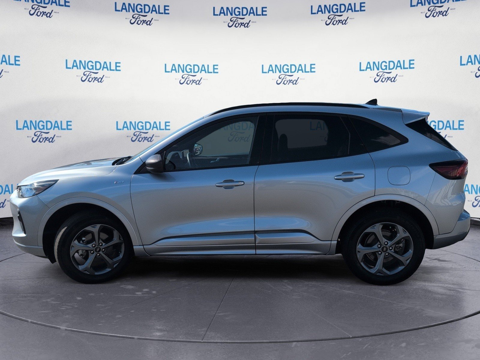 Used 2024 Ford Escape ST-Line w/ Tech Pack #1 AWD/4WD image 10