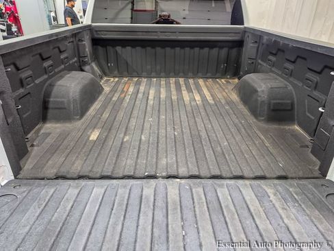 Used 2022 GMC Sierra 1500 Pro w/ Pro Value Package AWD/4WD image 17
