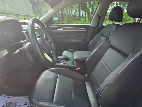 Used 2021 Volkswagen Atlas SE FWD image 14