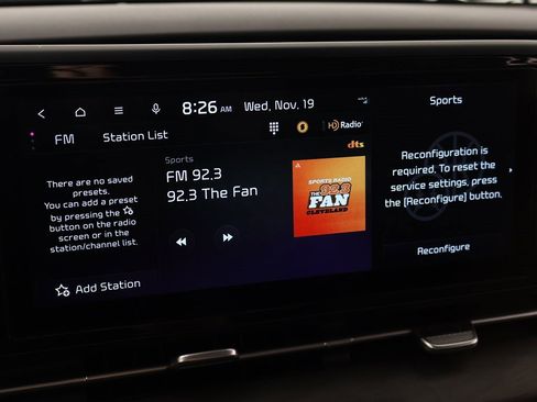 Used 2024 Kia Carnival EX image 49