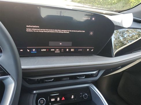 New 2025 Audi Q5 Premium Plus image 12