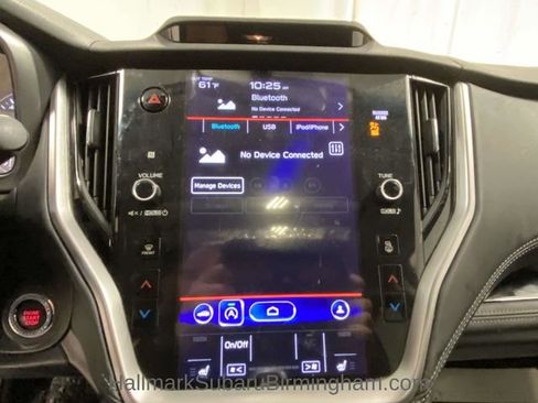 Used 2022 Subaru Outback Limited image 17