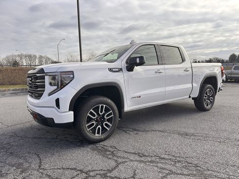 New 2026 GMC Sierra 1500 AT4 w/ AT4 Premium Package image 2