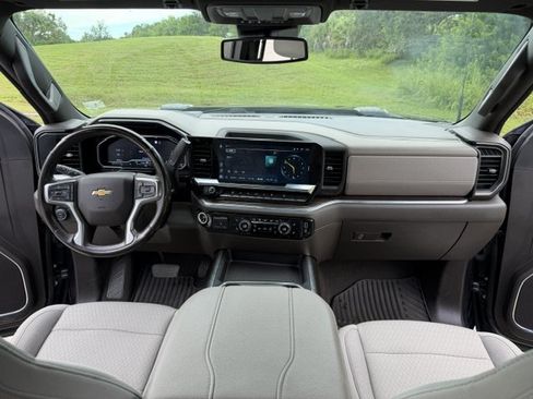 Used 2024 Chevrolet Silverado 2500 LT w/ Safety Package AWD/4WD image 18
