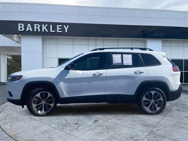 Used 2022 Jeep Cherokee Limited w/ Elite Package AWD/4WD image 6